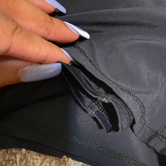 Black Athletic Shorts Double Layer - Picture 4 of 6